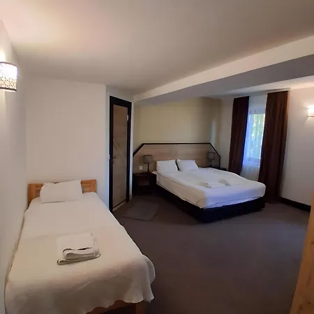 Fluss Oase - Feldschloessschen 3*