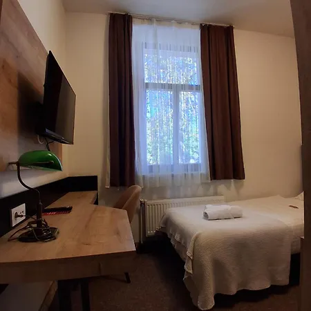 Fluss Oase - Feldschloessschen 3*